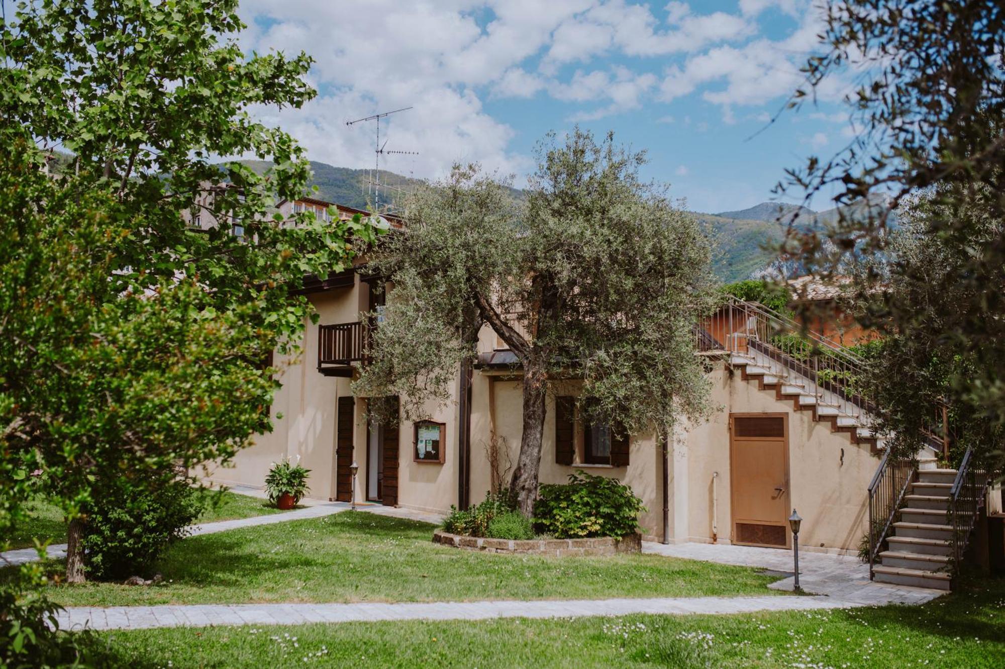 Campolivo Apartamento Gargnano Exterior foto